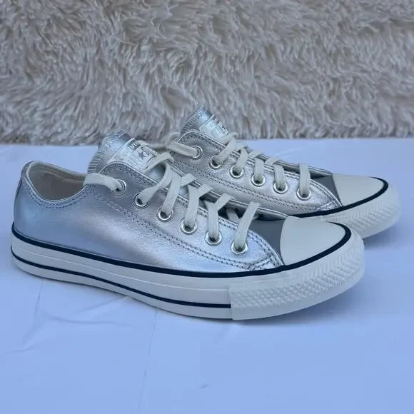 Converse Women's Silver Metallic Chuck Taylor All Star Low Leather Size 7 - Picture 6 of 13